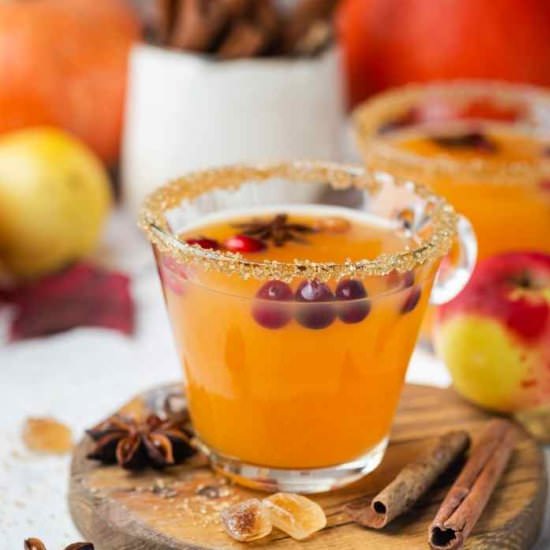 Pumpkin Apple Cider - Recipe photo by Everything Pretty