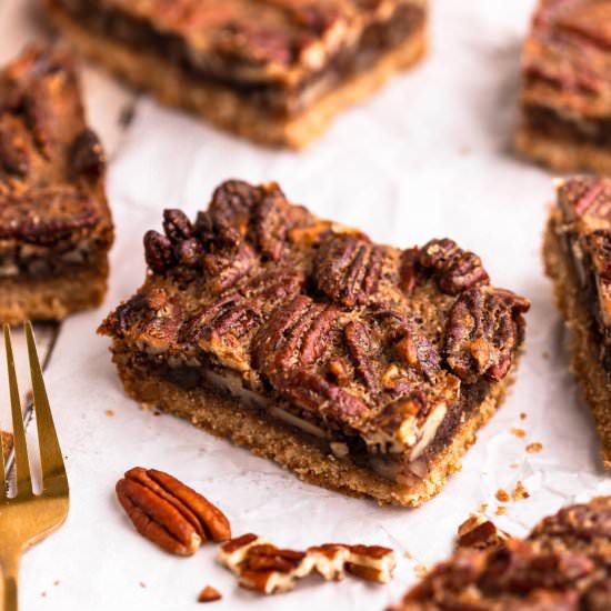 Easy Vegan Pecan Pie Bars - Recipe photo by TheChestnutBakery