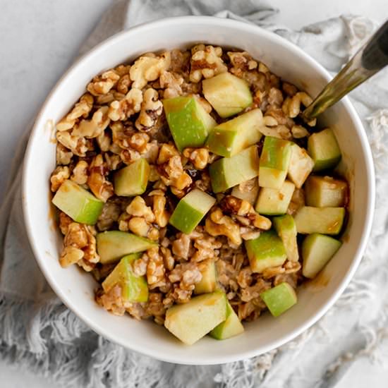 Caramel Apple Oatmeal - Recipe photo by thebakersalmanac