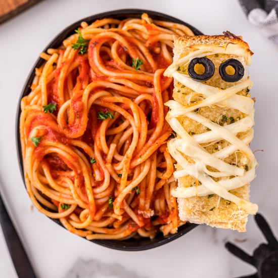 Mummy Garlic Bread - Recipe photo by familyfreshmeals