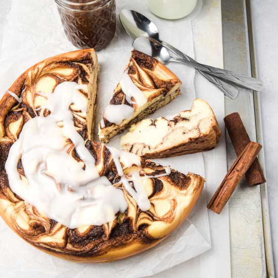 Cinnamon Roll Cheesecake - Recipe photo by Chopnotch
