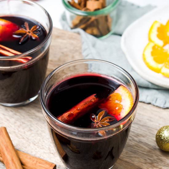 Mulled Wine - Recipe photo by itsnotcomplicatedrecipes