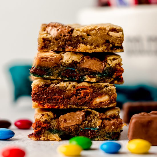 candy bar blondies - Recipe photo by freshaprilflours