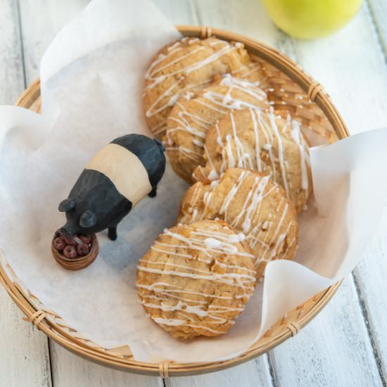 Soft Apple Cookies - Recipe photo by beyondkimchee
