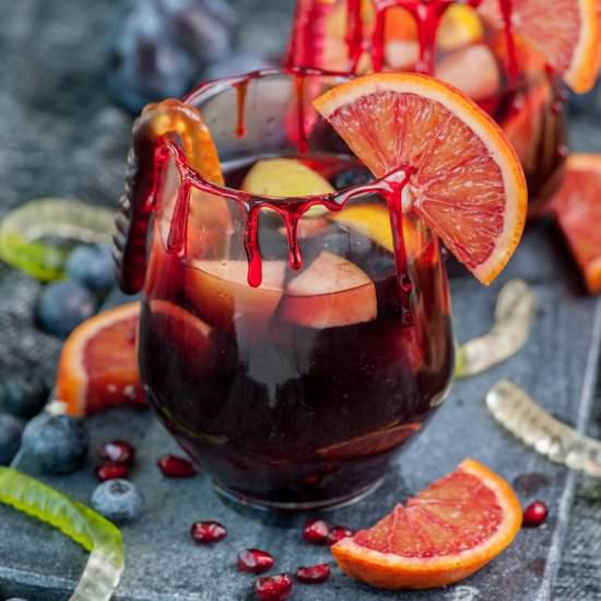 halloween sangria - Recipe photo by everyday-delicious.com