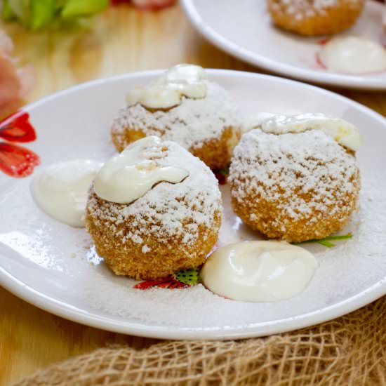Sweet quark cheese balls - Recipe photo by mecooks.com