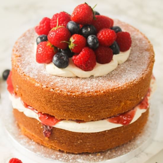 Easy Victoria Sponge Cake Recipe - Recipe photo by Simshomekitchen