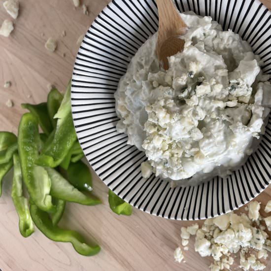 Chunky Blue Cheese Dressing - Recipe photo by onthebias