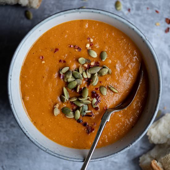 Red Pepper and Lentil Soup - Recipe photo by The Last Food Blog