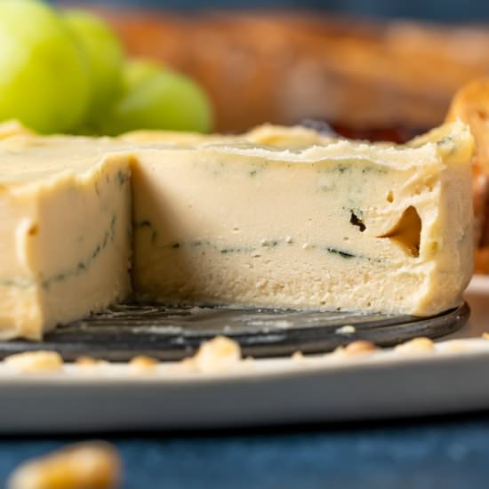 Vegan Blue Cheese - Recipe photo by lovingitvegan