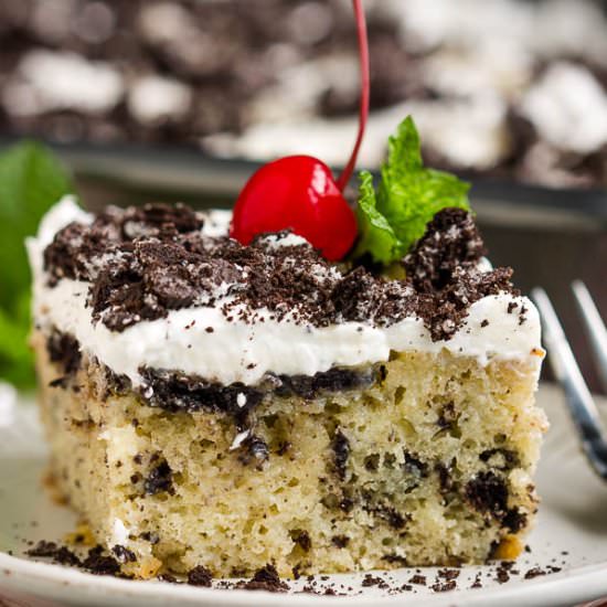 Oreo Poke Cake - Recipe photo by CallMePMc