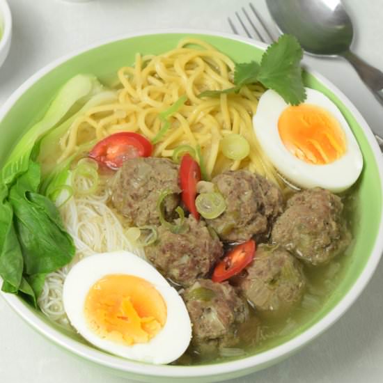 Indonesian Meatball Soup – Bakso - Recipe photo by recipepocket.com