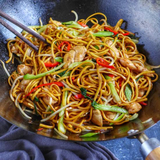 Chicken chow mein - Recipe photo by Red House Spice
