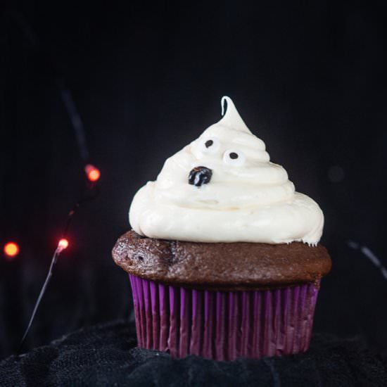 Easy Ghost Cupcakes for Halloween - Recipe photo by SeasonedSprinkles