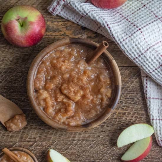 Homemade Crockpot Applesauce - Recipe photo by Jillianshealthfuleats
