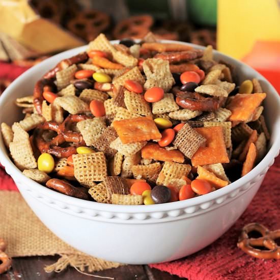 Sweet & Salty Snack Mix - Recipe photo by thekitchenismyplayground