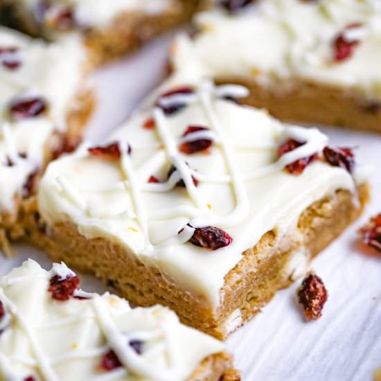 Starbucks Cranberry Bliss Bars - Recipe photo by thebakingchocolatess