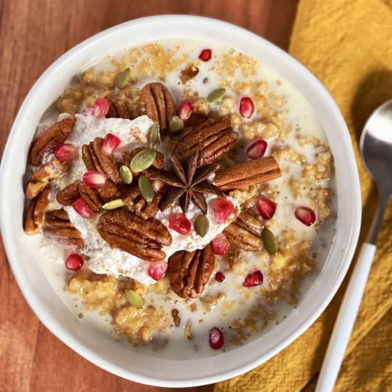 Pumpkin Pie Oatmeal - Recipe photo by simpleplantbasedlife
