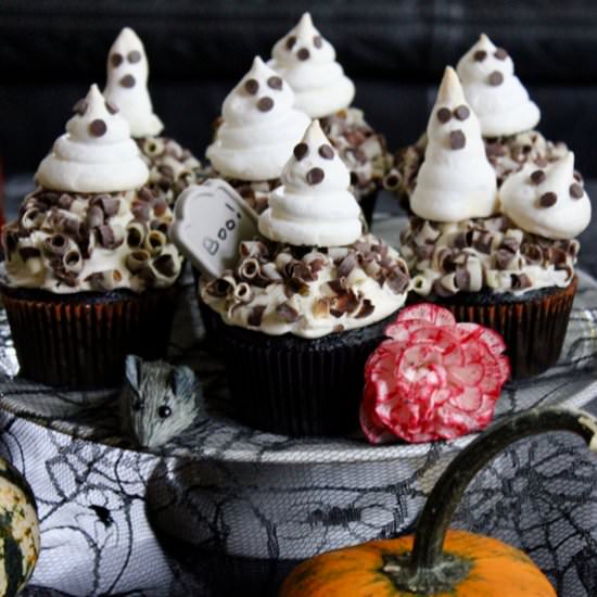 Spooky Ghost Cupcakes - Recipe photo by Runcible Eats