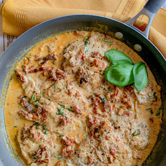 Creamy Sundried Tomato Chicken - Recipe photo by NotEntirelyAverage