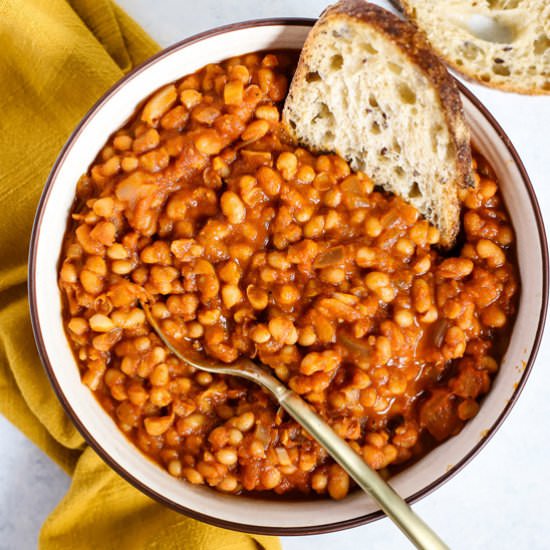 Homemade Maple Baked Beans - Recipe photo by rootsandradishes