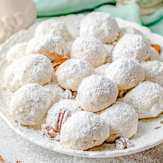 Mexican Wedding Cookies - Recipe photo by Flavor Mosaic