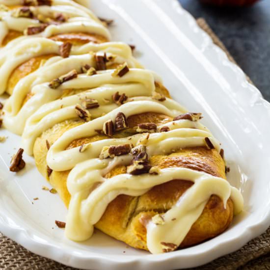 Pumpkin Crescent Braid - Recipe photo by spicysouthernkitchen