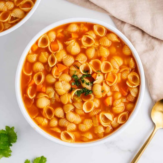 sopa de conchas (pasta shell soup) - Recipe photo by brokebankvegan