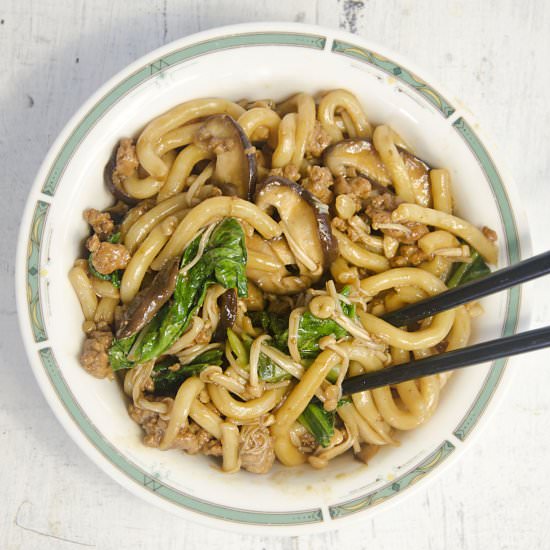 Yaki Udon - Recipe photo by Hungry PeePor