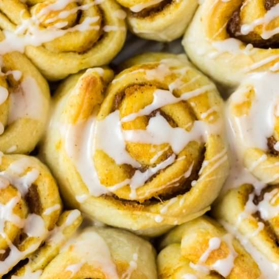 Pumpkin Pie Cinnamon Rolls - Recipe photo by noshingwiththenolands