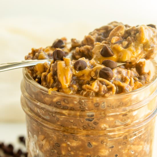 Chocolate Peanut Overnight Oats - Recipe photo by Tidbitsbytaylor