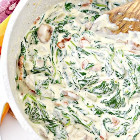 KETO CREAMED SPINACH WITH MUSHROOMS - Recipe photo by Stylish Cravings