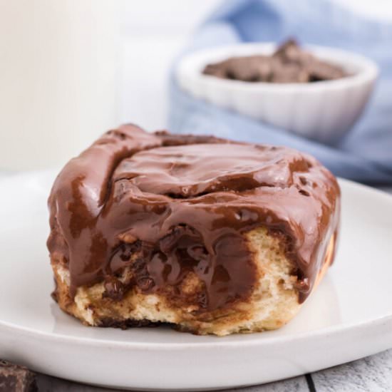 CHOCOLATE CINNAMON ROLLS - Recipe photo by KitchenDivas