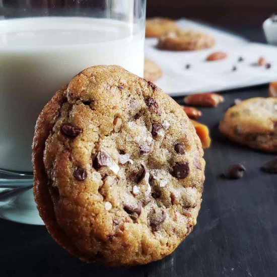 Salted Pecan Chocolate Chip Cookies - Recipe photo by RaspberriesAndKohlrabi