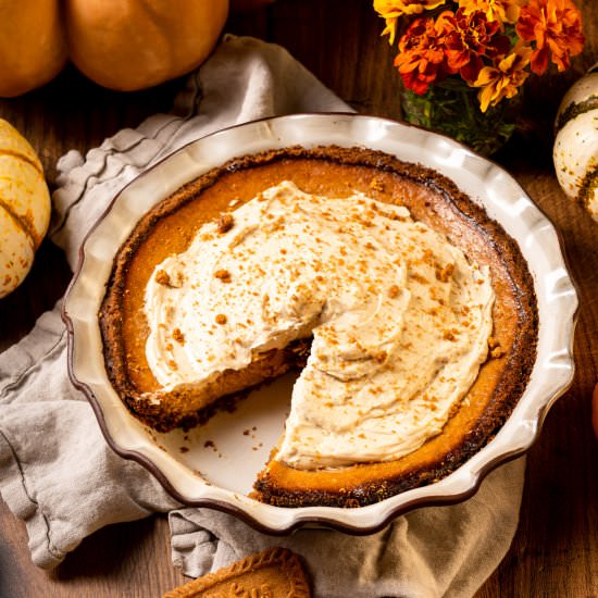 Pumpkin Pie w/ Biscoff Crust - Recipe photo by leisurefanclub