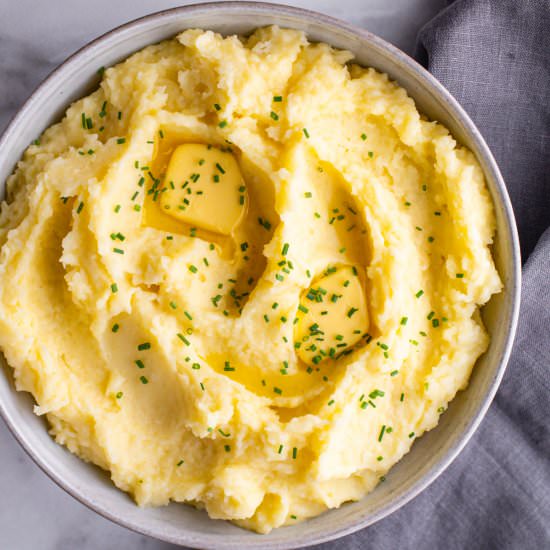 Yukon Gold Mashed Potatoes - Recipe photo by PinchandSwirl