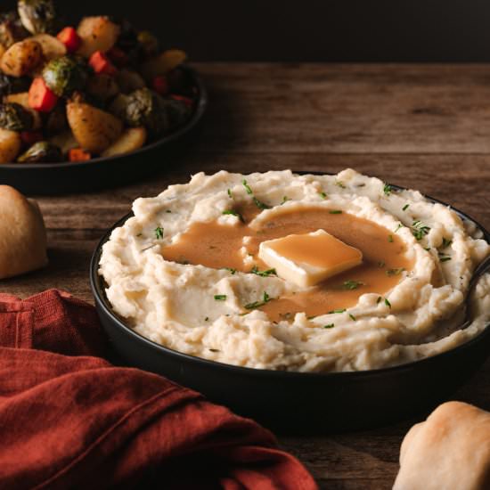 Roasted Garlic Mashed Potatoes - Recipe photo by Liv Vegan Strong