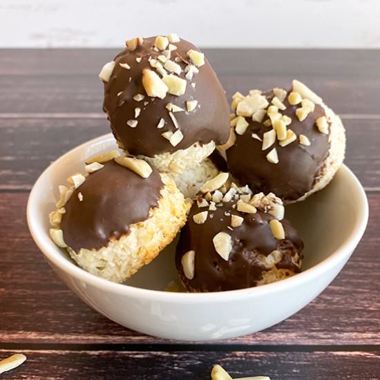 Easy Coconut Balls - Recipe photo by Bean Train