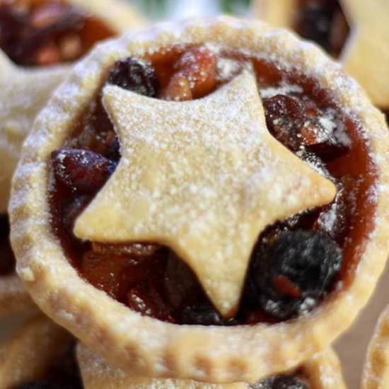 Vegan Mince Pies - Recipe photo by bakedbyclo