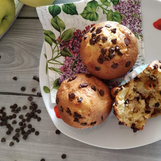 Chocolate Chip Apple Muffin Recipe - Recipe photo by Filipino and Italian kitchen