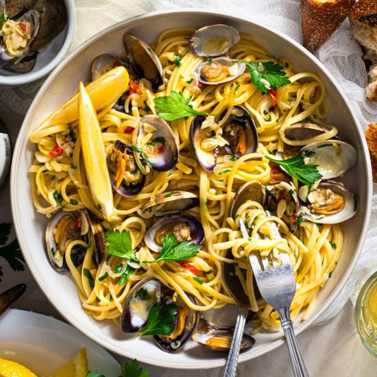 Pasta Alle Vongole - Recipe photo by rhubarbandcod