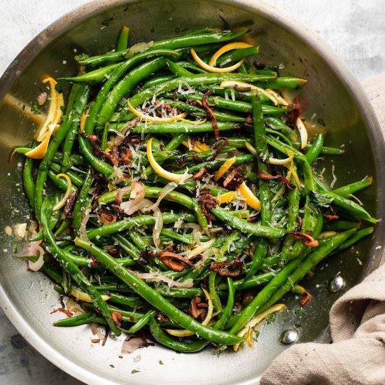 Lemon Haricots Verts (Green Beans) - Recipe photo by lindseyeatsla