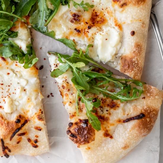 white sauce pizza with ricotta - Recipe photo by withspice