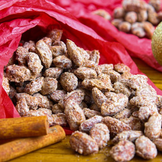 Crunchy Keto Candied Almonds - Recipe photo by LowCarb Abode