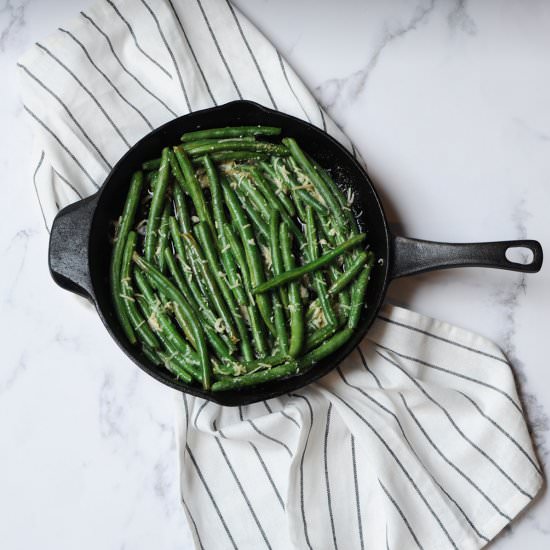 Cast Iron Skillet Green Beans - Recipe photo by twopinkpeonies