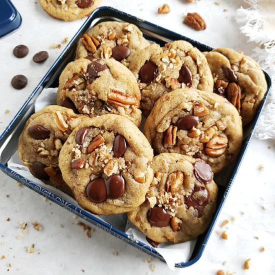 Pecan Chocolate Chip Cookies - Recipe photo by WhiskingWolf