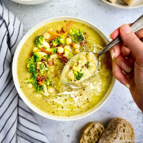 Vegan Broccoli Soup - Recipe photo by No Sweat Vegan