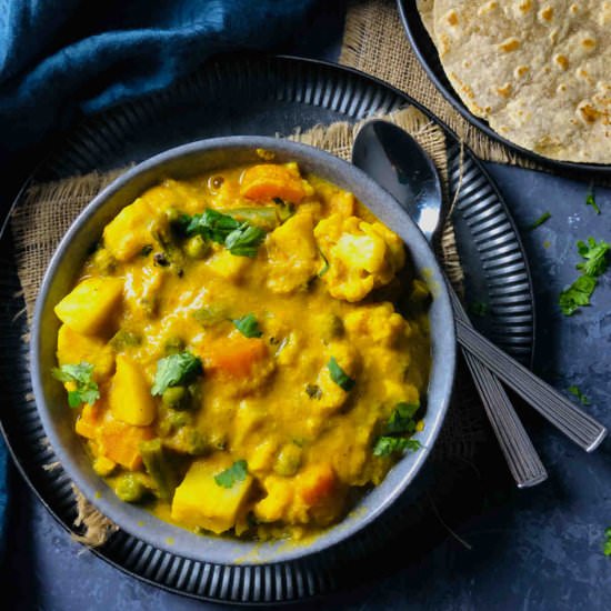 instant pot vegetable korma - Recipe photo by easyindiancookbook