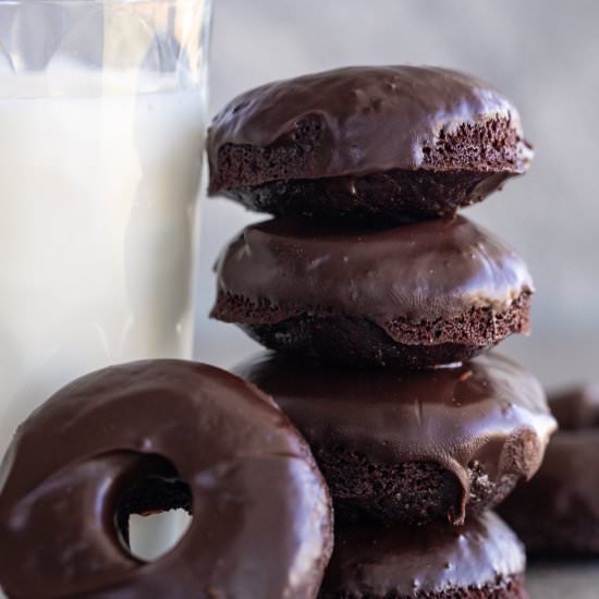 Chocolate Baked Donuts - Recipe photo by Aredspatula