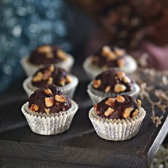 Mini Chocolate Cupcakes - Recipe photo by Anncoo
